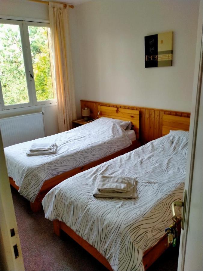 Hotel Du Centre Châlus Esterno foto